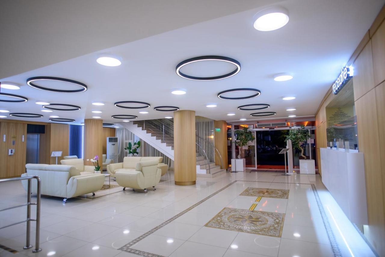 Hotel Tomis Mamaia Exteriér fotografie