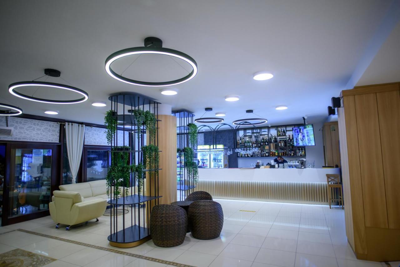 Hotel Tomis Mamaia Exteriér fotografie
